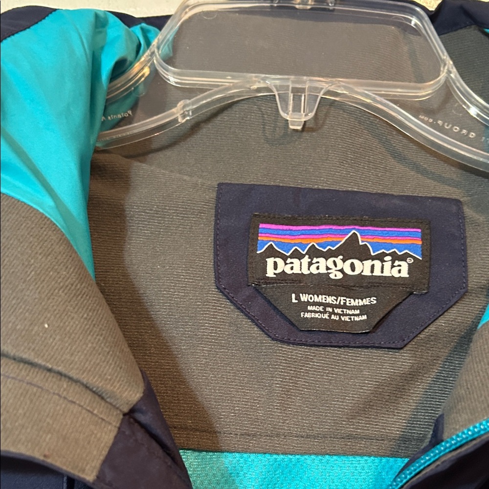 Patagonia Large - Piolet Jacket Mountain Parka Navy with Teal Lining and Accents - Picture 2 of 10